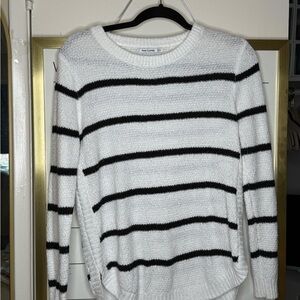 Pink Clover Black and White Crew Neck Sweater